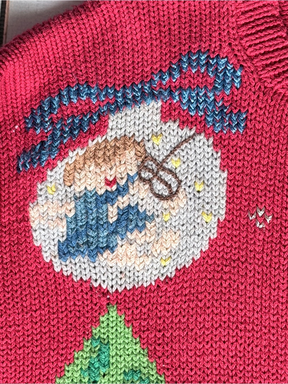 VINTAGE Women's Red Holiday Cottage Crewneck Sweater - Festive Knit Pullover - Picture 6 of 13